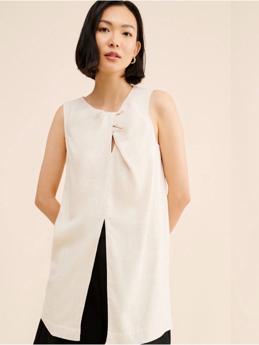 Sunday in Brooklyn Cream Sleeveless Twist-Front Tunic